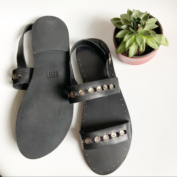 Frye Ally Black Leather Stud Sandal 11 - Picture 2 of 6